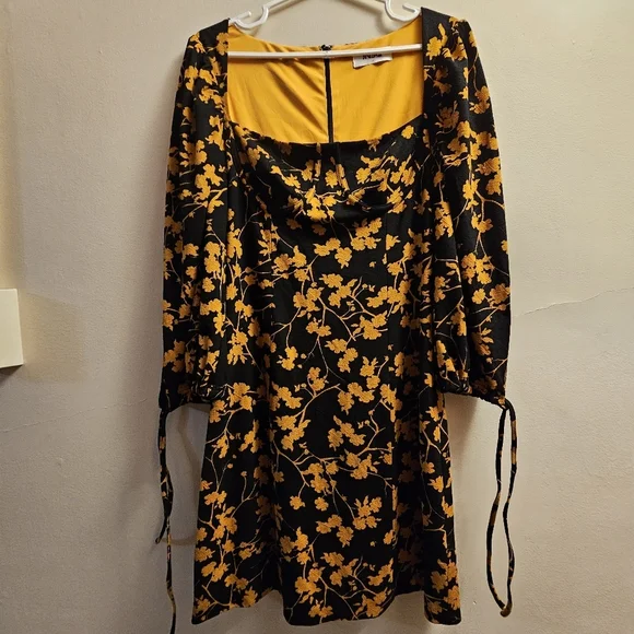 JNSQ Rue  Dress - Picture 3 of 14